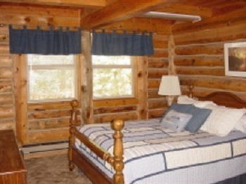 Pinewoods Resort And Rv Park Duck Creek Village Eksteriør bilde
